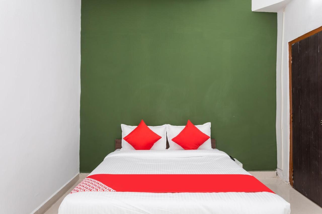Oyo Hotel Convivial Paradise Shamsgarh Exterior photo