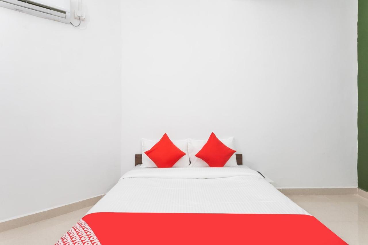 Oyo Hotel Convivial Paradise Shamsgarh Exterior photo